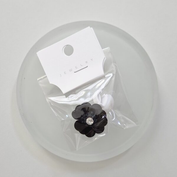 [HO BAK SUNG] Crocs Charm Black Flower & Pearl Set