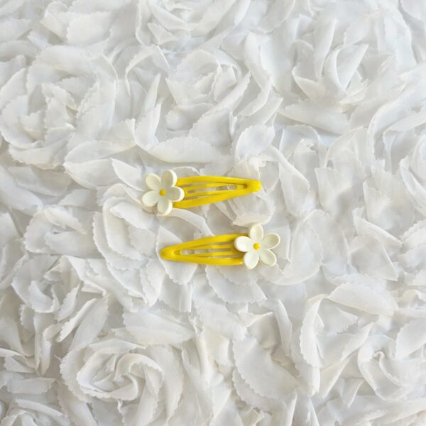 [Anjubling] Metal Snap Clips Cream Flower 20x55mm