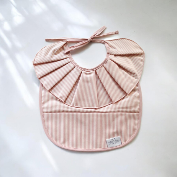 [Belmont] Lovely Ruffle Waterproof Baby Bib - St. Pink